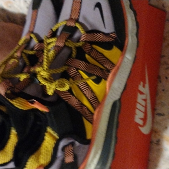 Nike Air max 270 Bowfin Atomic Violet - Picture 3 of 3